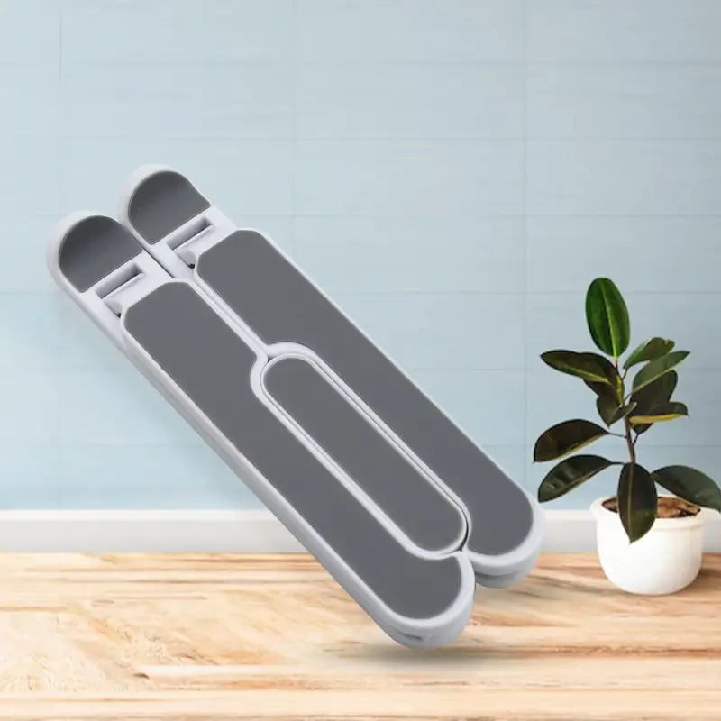 Adjustable foldable multi-angle tablet holder