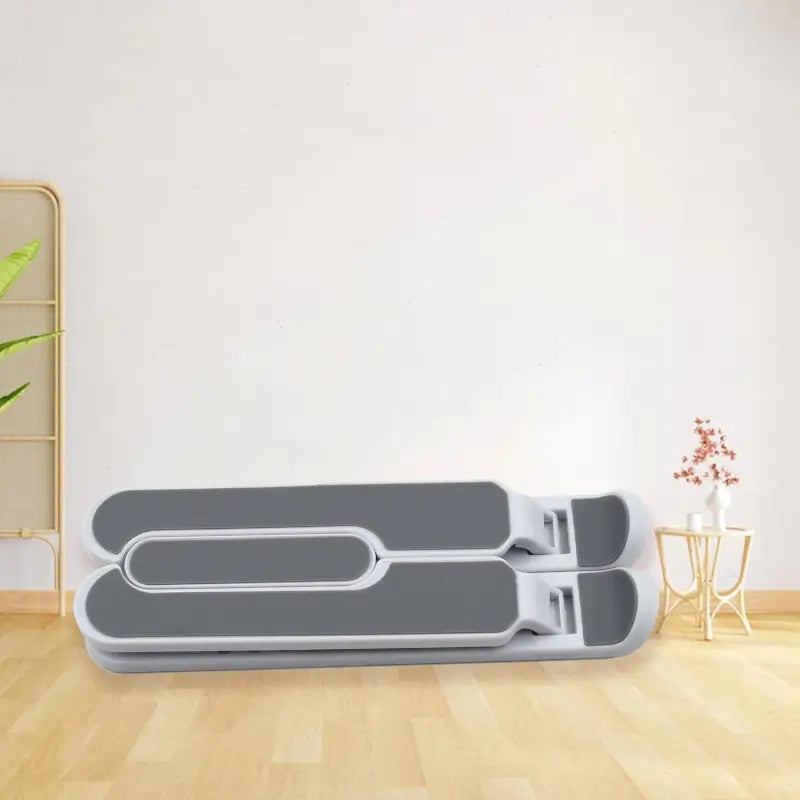 Adjustable foldable multi-angle tablet holder